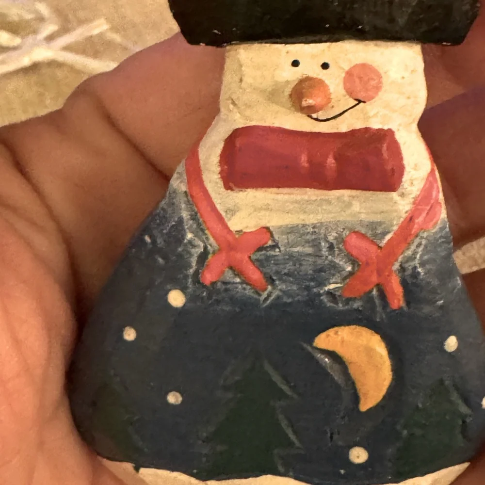 magnet snowman one is also a photo holder Holiday decor refrigerator decor 2 pcs